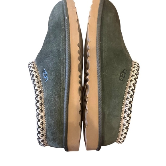 UGGS Forest Night Tasman II Embroidered Slides - Picture 7 of 11